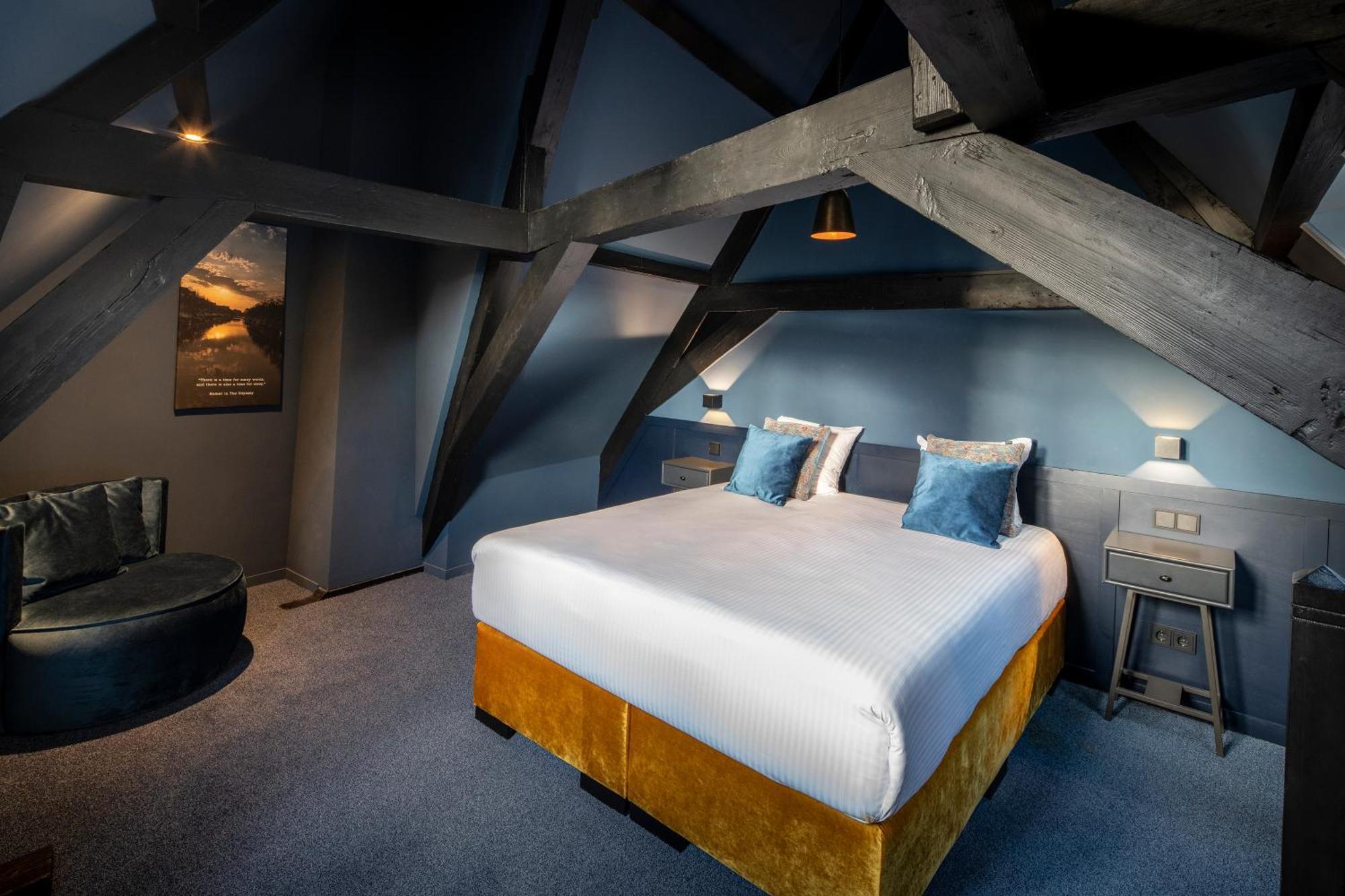 Cty Books Hotel Leiden Szoba fotó